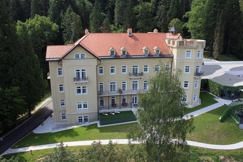 Hotel Rimski Dvor - Rimske Terme Римске Топлице Екстериор снимка