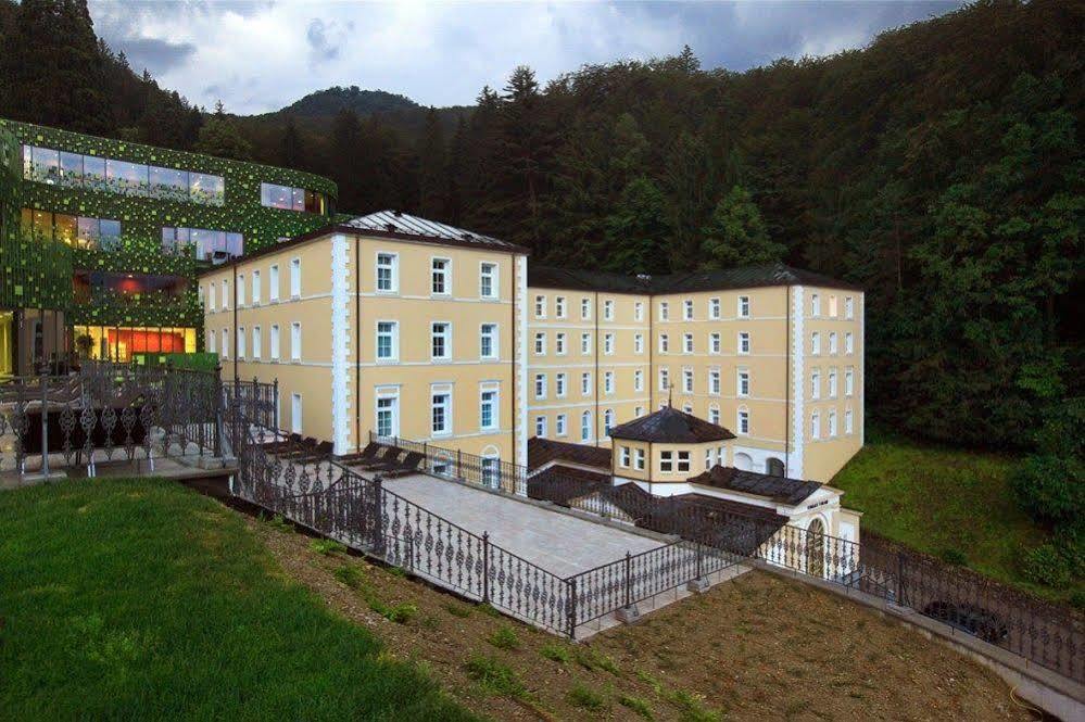 Hotel Rimski Dvor - Rimske Terme Римске Топлице Екстериор снимка